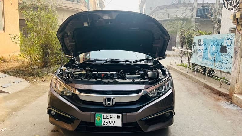 Honda Civic VTi Oriel Prosmatec 2018 (1.8) 9