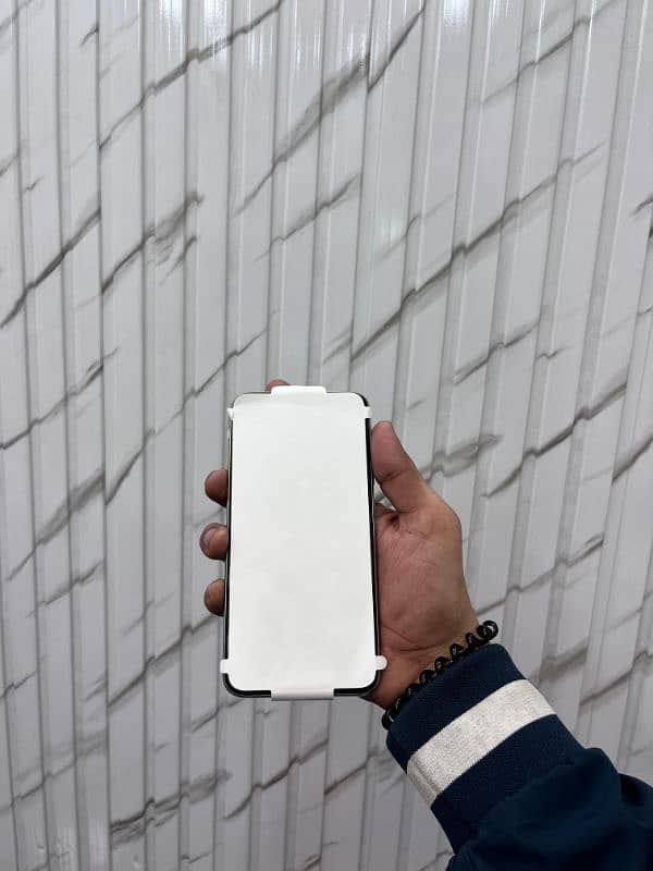 iPhone 11 pro max 256gb PTA approved apple non active 1