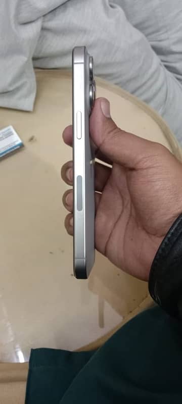 iPhone 15 pro max Non-PTA 256gb 4