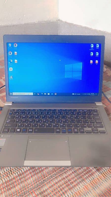 Toshiba Corei5 5th Gen Laptop 0