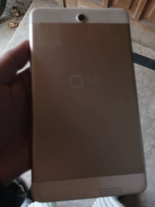 Q tab V6 Metal 6