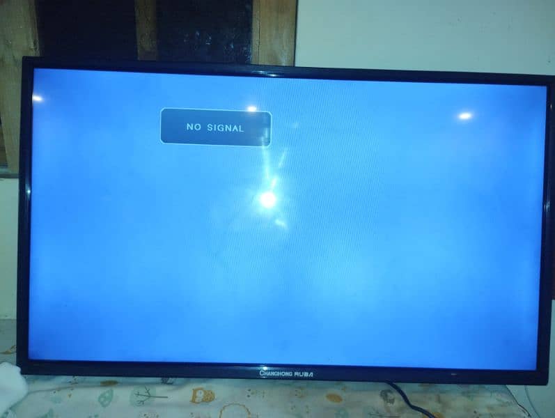 Changhong Ruba LCD TV 32" inch 5