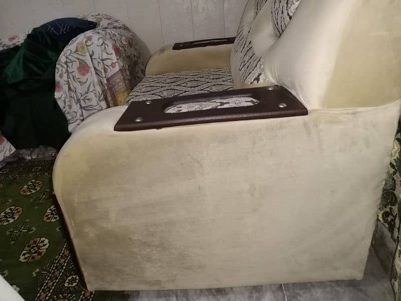 3 sets Sofa Slightly used 5