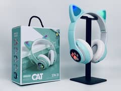 Stn-28 Cute Cat Wireless Bluetooth Headphone Led Light Random Color