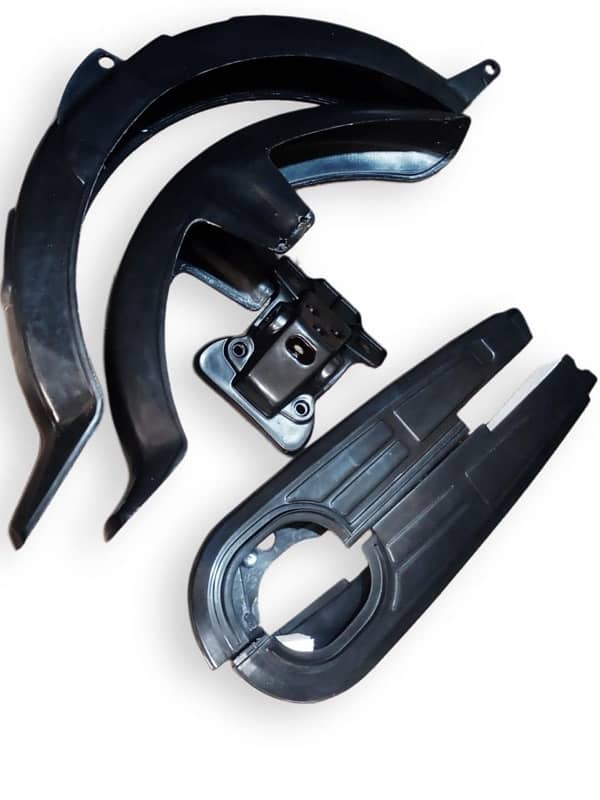 CD 70 Black Color MudGuard Set (Front And Back) With Chain Cover 2