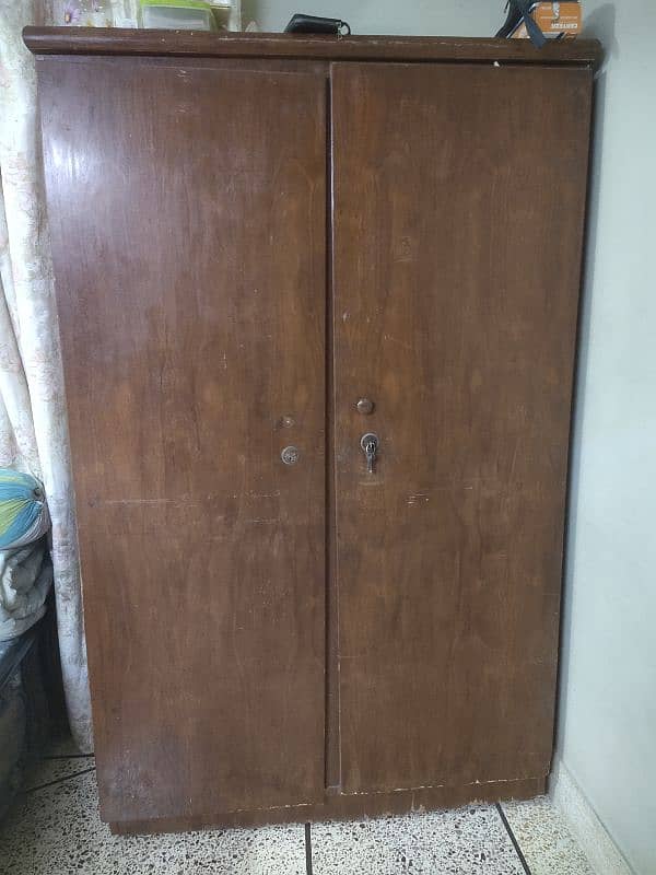 wardrobe for sale 0