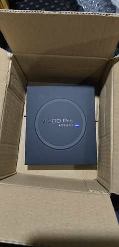 Brand new Vivo x200 pro 16/512gb Titanium gray just 285k