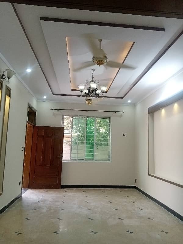 30*70 beautiful upper portion in Pwd Block-D Near Children Park, highway 0