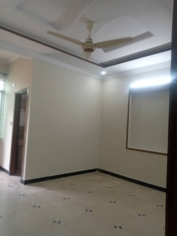 30*70 beautiful upper portion in Pwd Block-D Near Children Park, highway 2