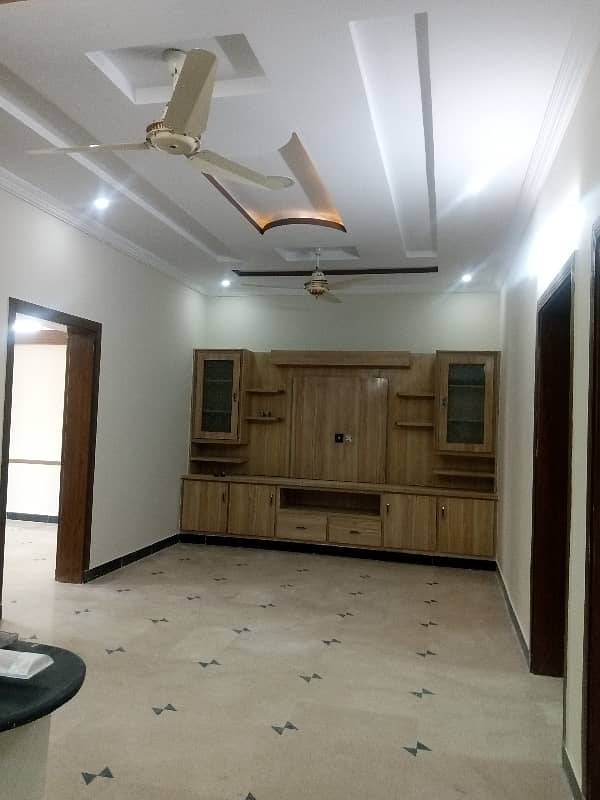 30*70 beautiful upper portion in Pwd Block-D Near Children Park, highway 4