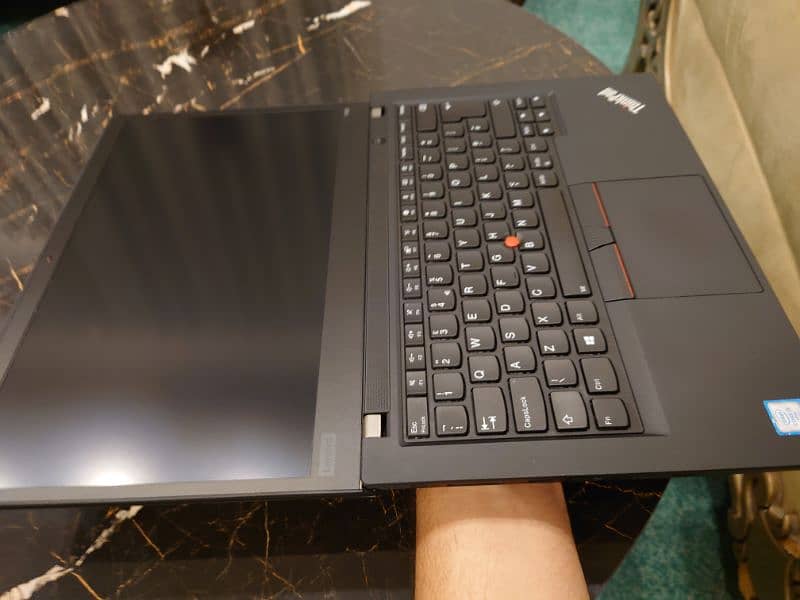 Lenovo Thinkpad T490 i5 8th Gen. 16Gb/256Gb. Type C . 10/10 . Urgent 8