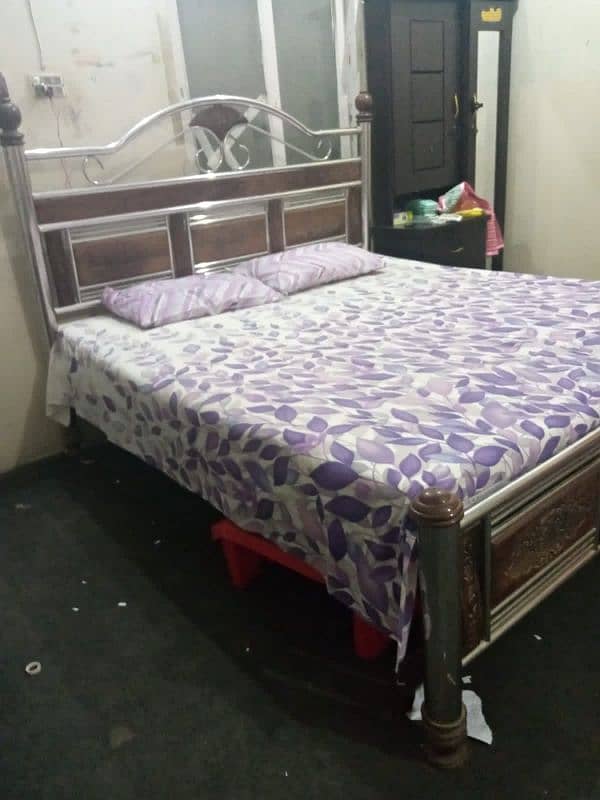 Iron steel bed 0