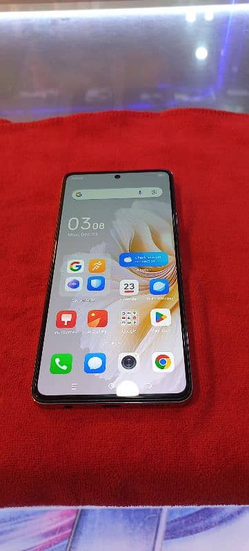 Tecno camon 20, 10 by 10 condition, Box charger, 8/256 storage. 0