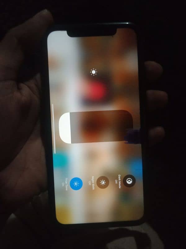 iPhone xr read ad 4