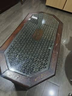 Wooden chinoti table