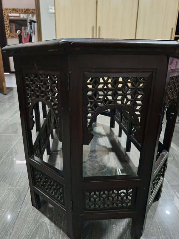 Wooden chinoti table 2