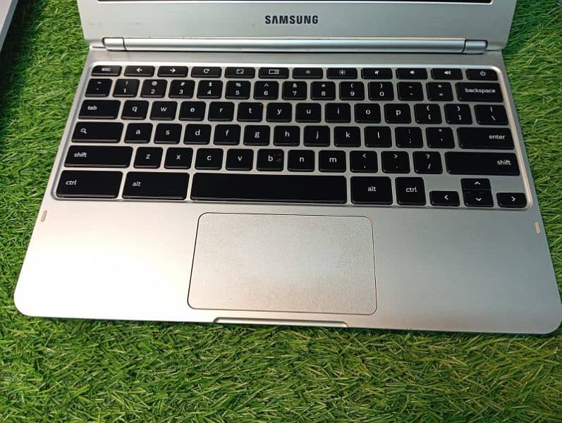 Samsung Chromebook 4