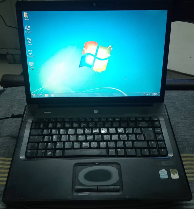 HP compaq laptop 2 GB 160 GB for sell 0