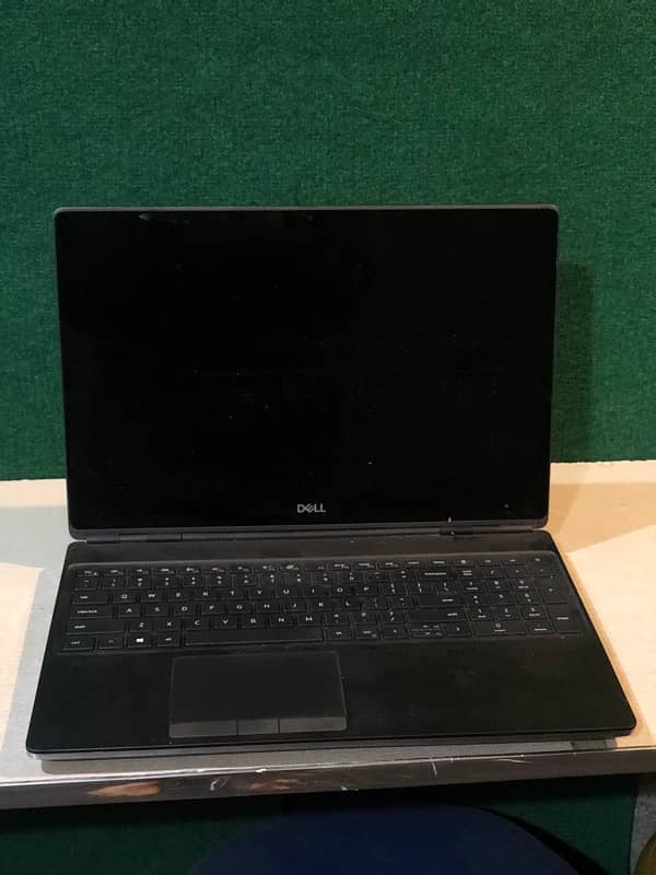 Dell Precision 7680 Work Station+Gaming 0