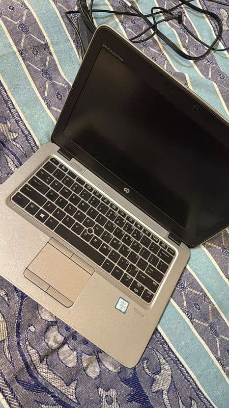 Hp core i5 6th generation 10 by 10 condition 8