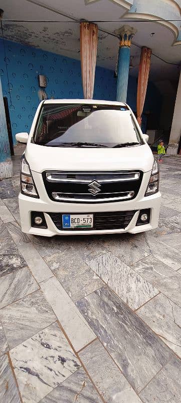 Suzuki Wagon R Stingray 2017 1