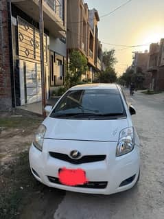 Toyota Vitz 2010