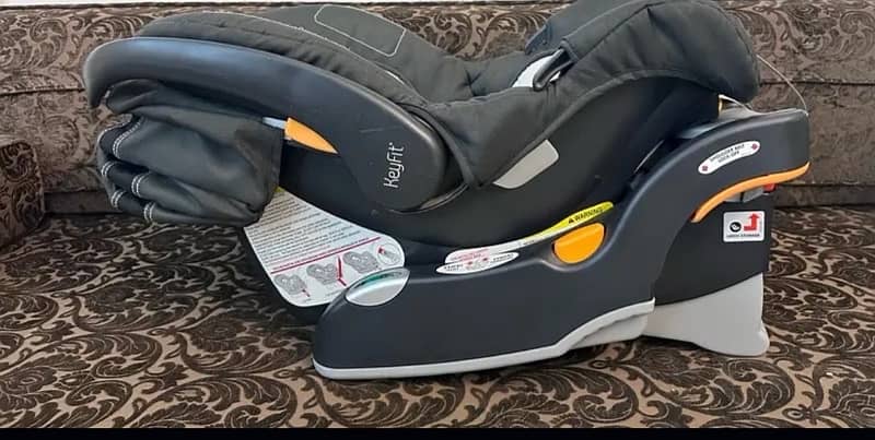 Baby cot & car seat 6