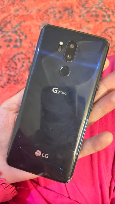 LG G7 ThinQ 1