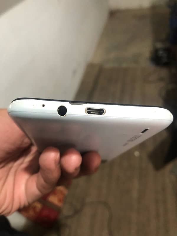 Tecno Spark 6 go 4/64gb 2