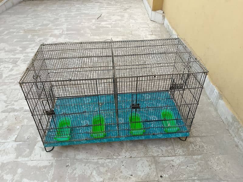 2 portion ka cage ha ok condition ha 1