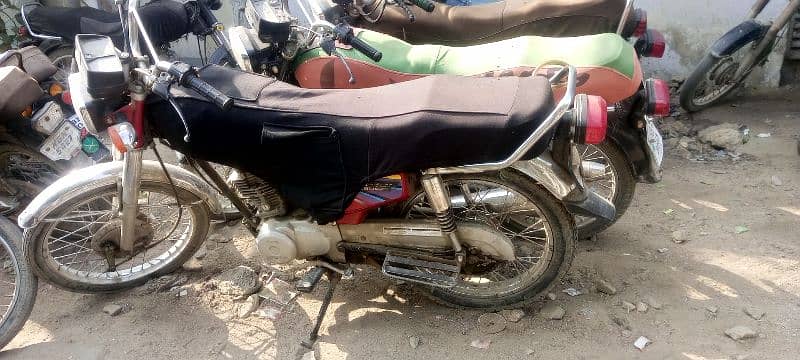 Honda 125 2011 model clean condition 3