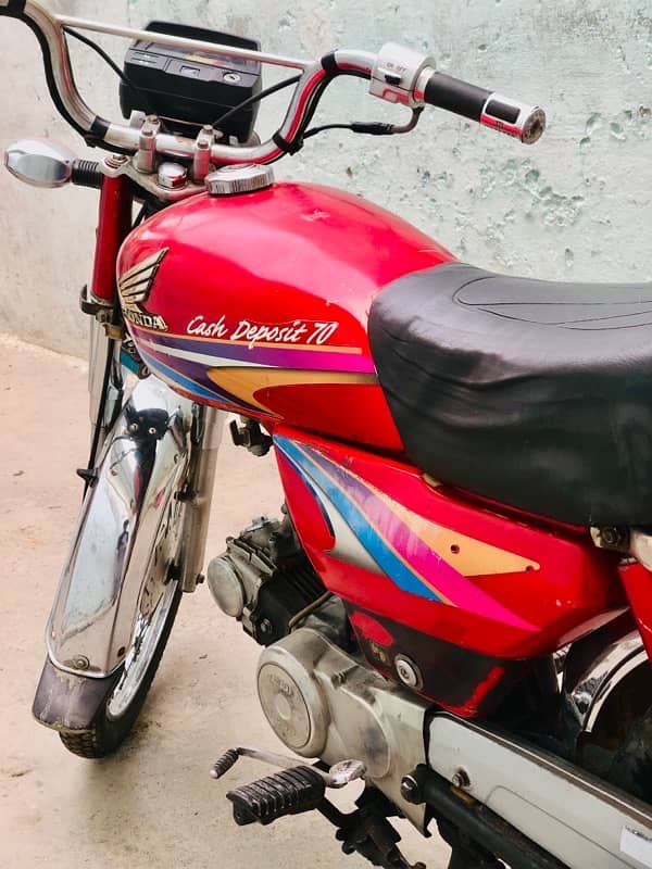 Honda 70 2009 model 10/7 Condition Chaske wale rate na lagaye Shukria 4