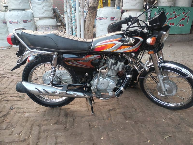 urgent sale HONDA 125 2