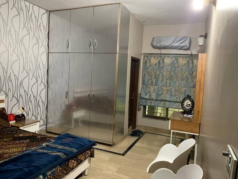 10 MARLA LOWER PORTION FOR RENT IN JOHAR TOWN LAHORE 3