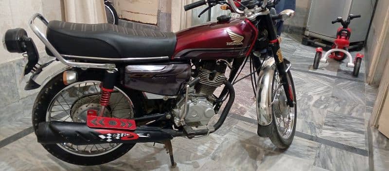 Honda 125 Self start 8