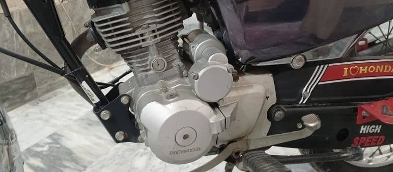 Honda 125 Self start 14