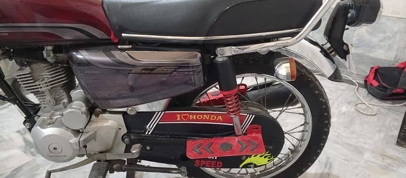 Honda 125 Self start 16