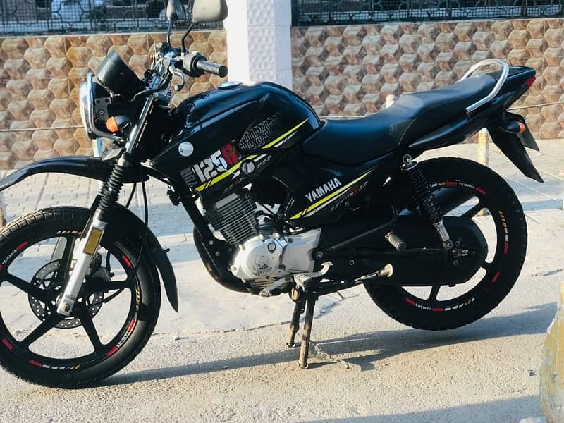 Yamaha YBR G 125 3