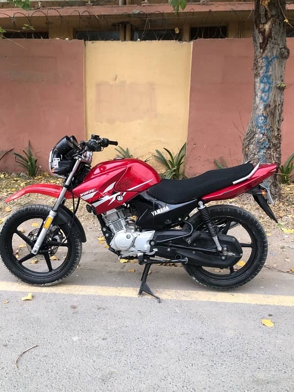 Yamaha ybr 125G 0