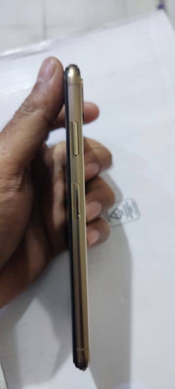 iPhone xs max golden 256gb non pta 0