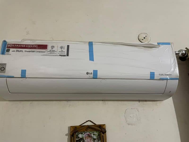 original LG split Ac dual inverter made in Thailand important Dubai 0