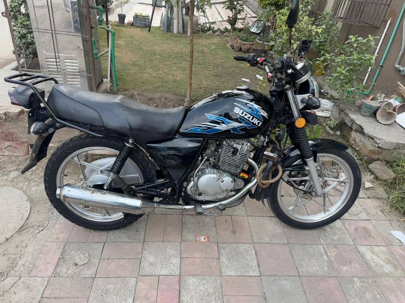 SUZUKI GS 15O SE 3