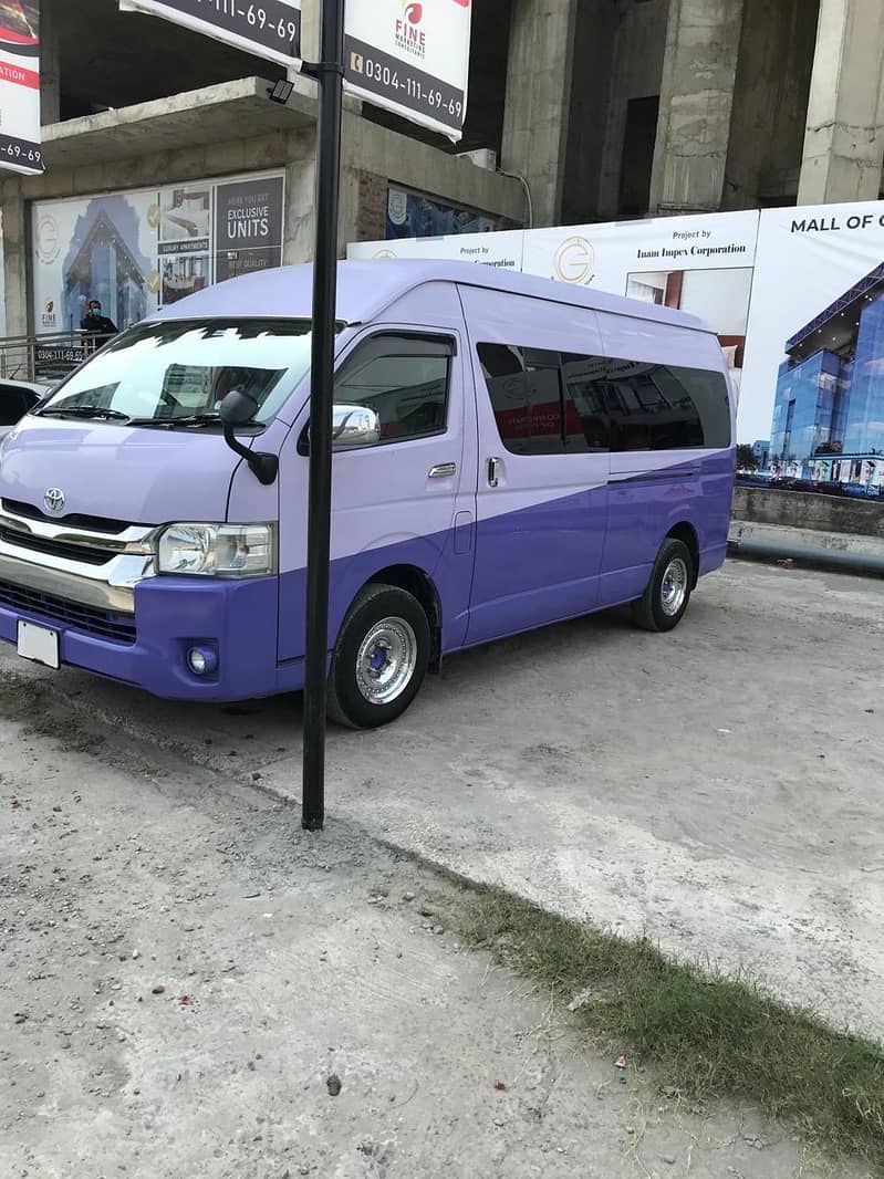 Toyota Hiace 223 Grand Cabin (Private) 3