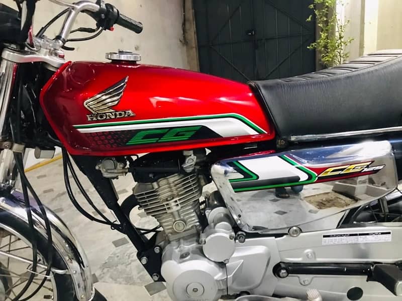 2022 model self start new condition WhatsApp number - 03023337371 5