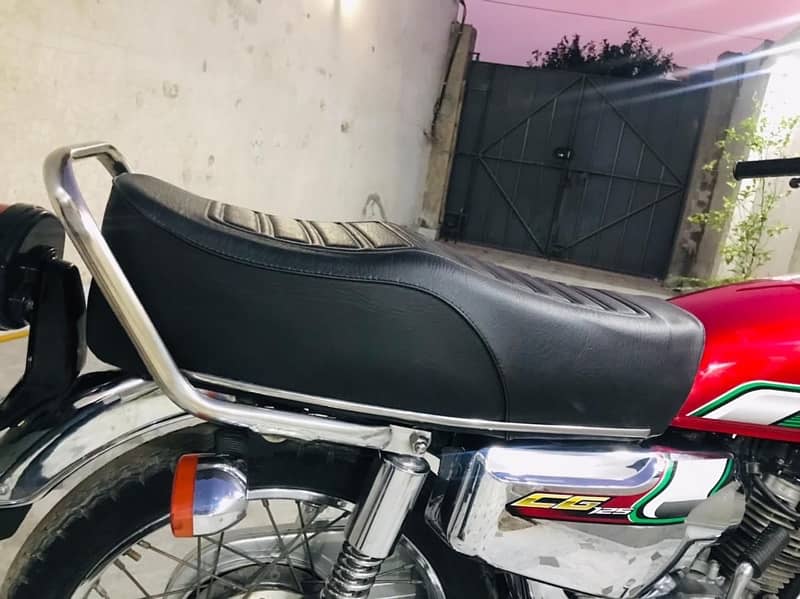 2022 model self start new condition WhatsApp number - 03023337371 10