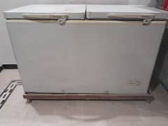 dawlence freezer for urgent sale