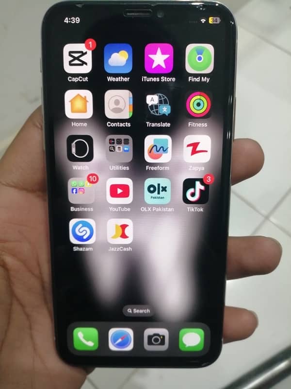 iPhone X 64 GB 7