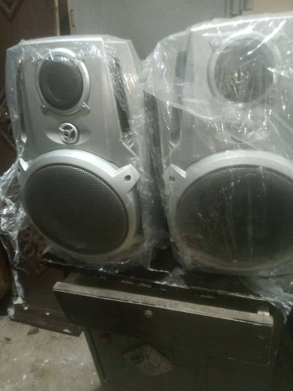 Speakers  pair for sale 2