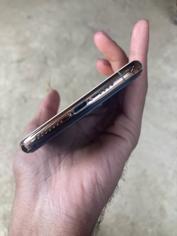 IPHONE XS MAX 256GB 3