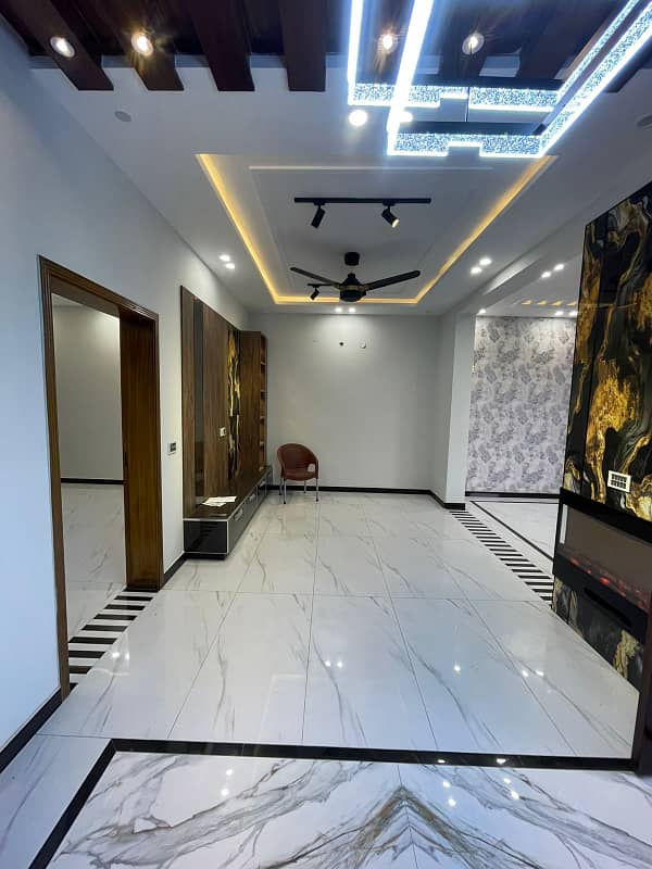 5 MARLA PRIME LOCATION HOUSE FOR SALE IN LAHORE 19